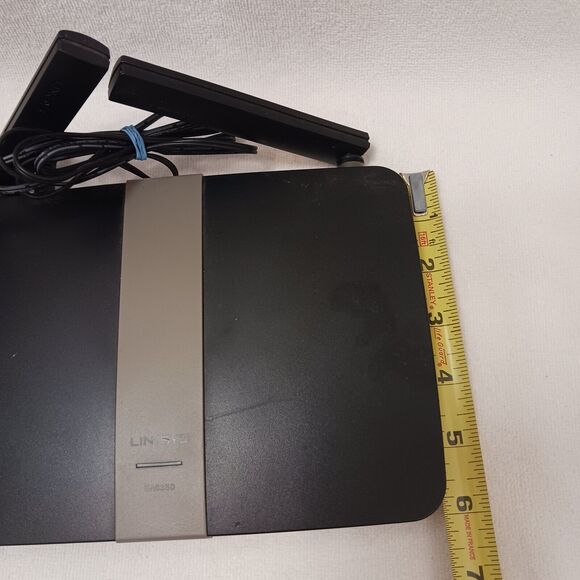 Linksys Wi-Fi Wireless Router w Adapter Chord & Booklet EA6350 - Picture 12 of 12